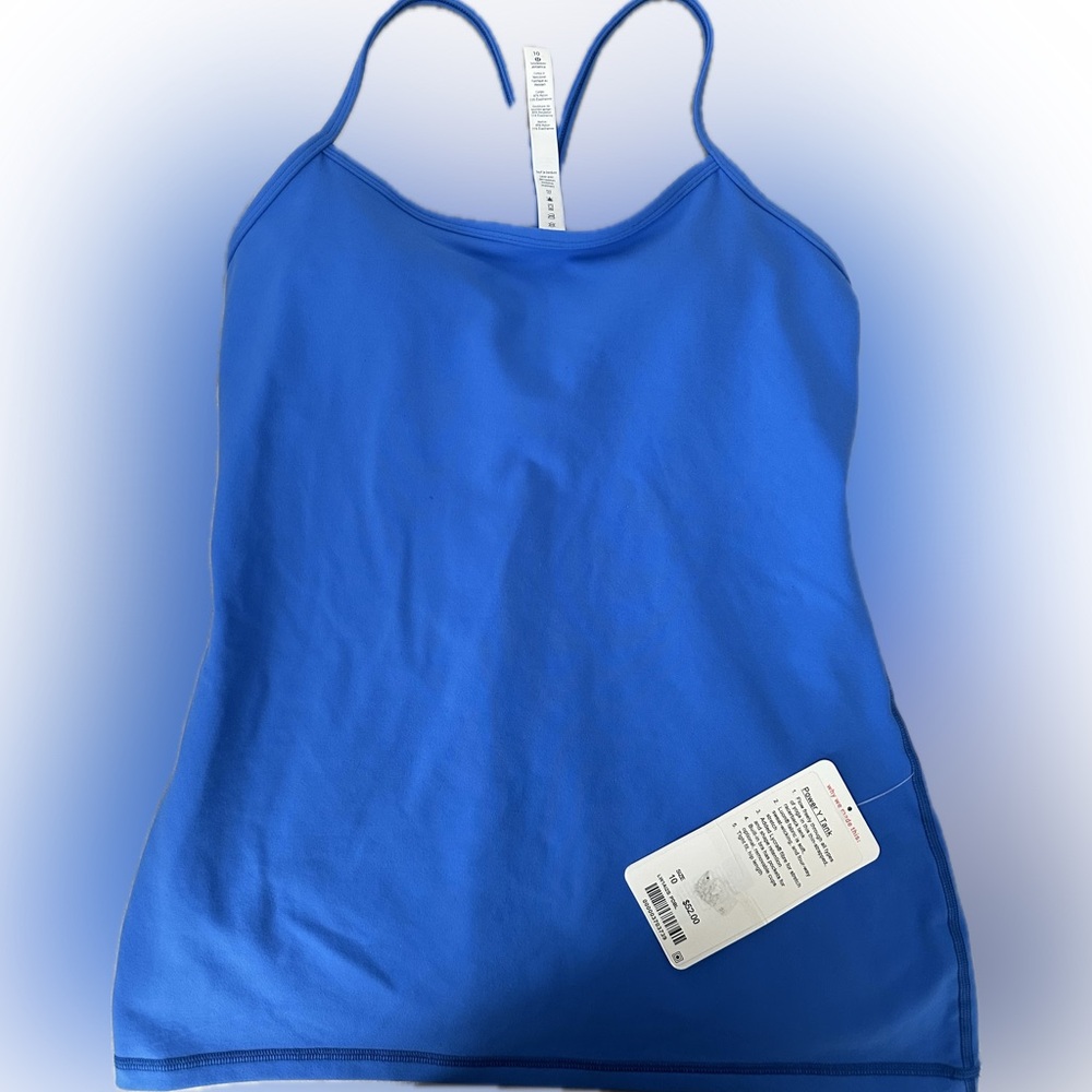 Women’s New With Tags Lululemon Power Y Tank Classic Shelf Bra with Cups Blue